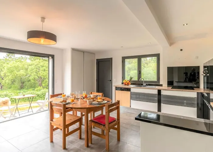Paoli By Interhome Apartmán